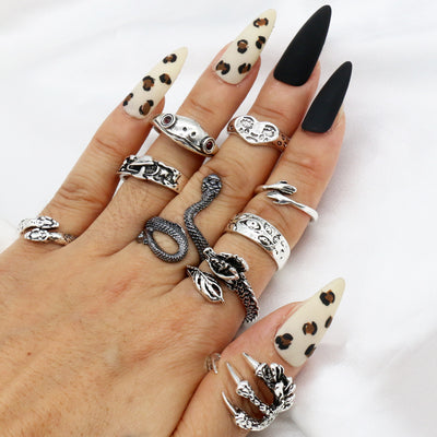 Halloween Ornament Ring Set